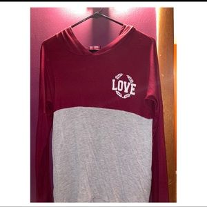 Free kisses long sleeve shirt